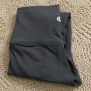 olive coloured lulu size 2